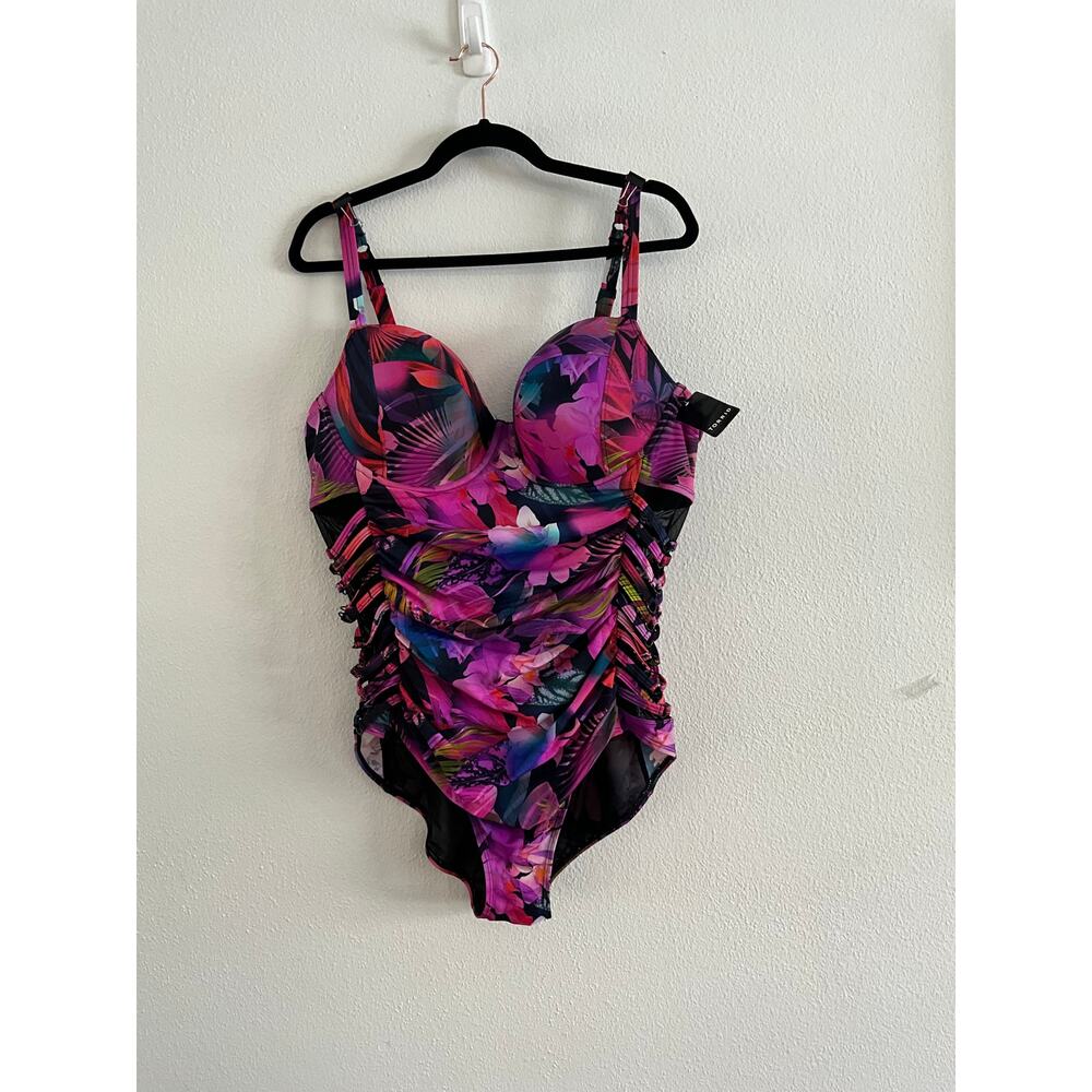 Torrid One Piece Swimsuit Underwire Multicolor 2 D/DD NWT